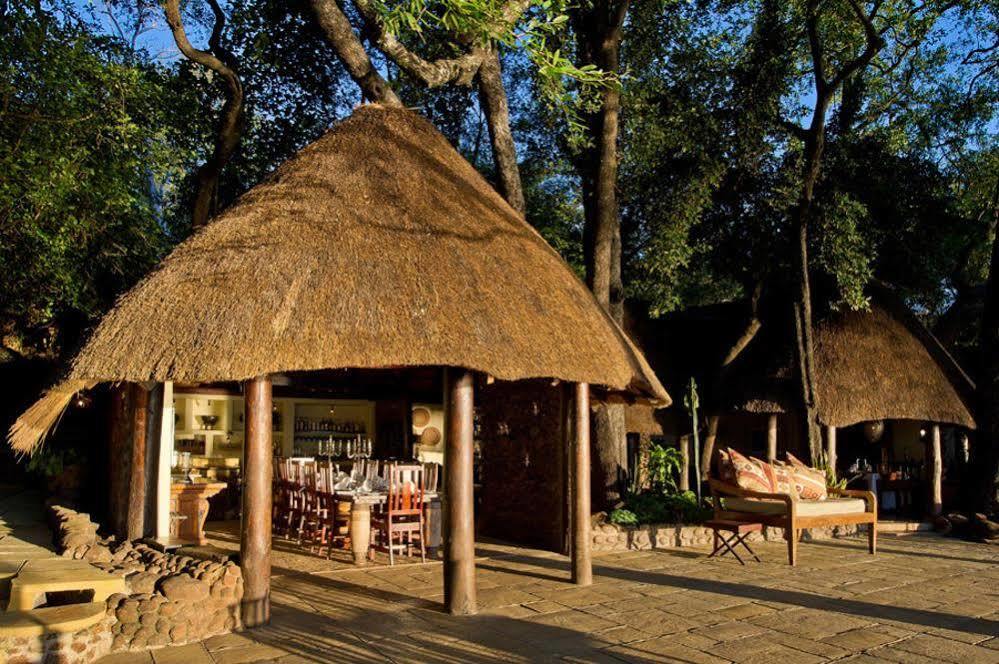 Tongabezi Lodge Simonga エクステリア 写真